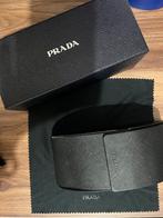 Prada Zonnebril - Stijlvol & Elegant, Sieraden, Tassen en Uiterlijk, Zonnebrillen en Brillen | Dames, Zonnebril, Ophalen of Verzenden