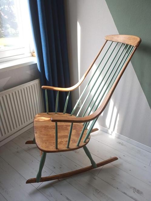 Tapiovaara Schommelstoel - Topstaat!, Huis en Inrichting, Stoelen, Zo goed als nieuw, Eén, Hout, Overige kleuren, Ophalen