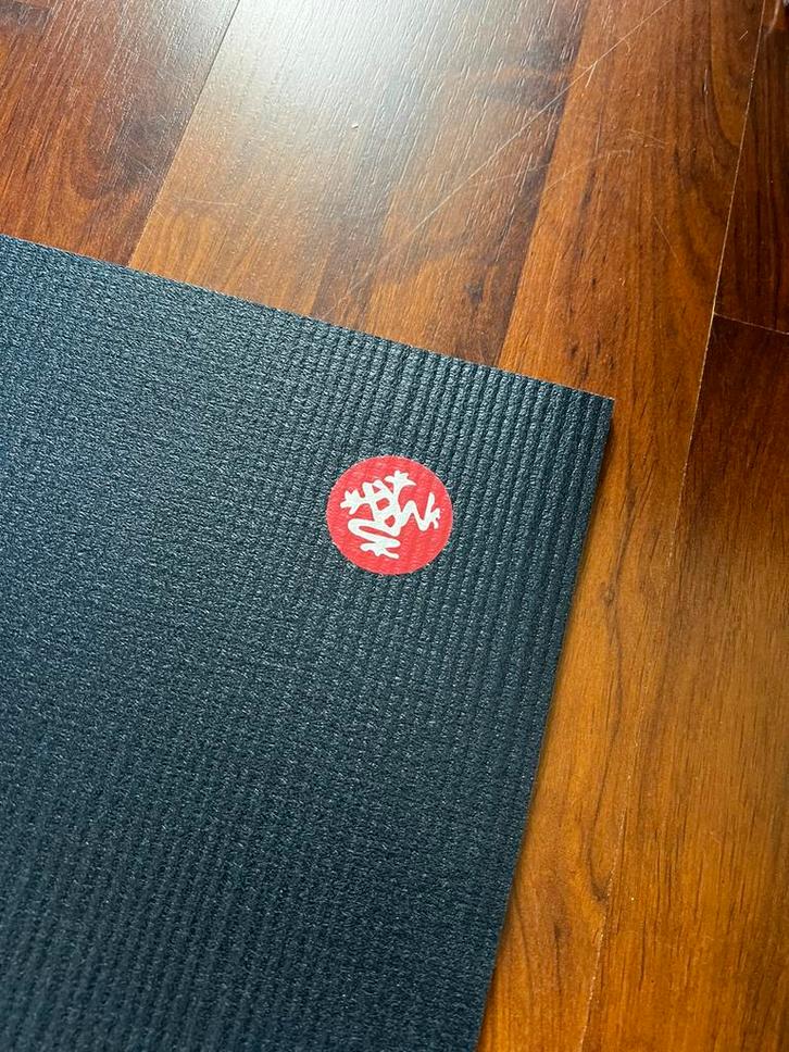 Manduka pro, Sport en Fitness, Yoga en Pilates, Zo goed als nieuw, Ophalen