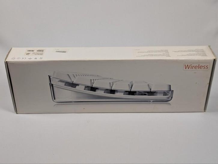 Apple Wireless Keyboard A1016 - in doos, Computers en Software, Vintage Computers, Ophalen of Verzenden