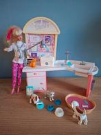 Barbie dierenkliniek met dierenarts barbie., Ophalen, Pop