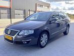 Volkswagen Passat Variant 1.8 TFSI Trendline, Gebruikt, 4 cilinders, Bruin, 160 pk