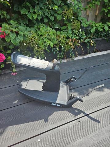Kid sit kinderwagen bord beschikbaar voor biedingen