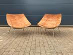 2x Artifort F156 (klein model) ter herstoffering, Huis en Inrichting, Fauteuils, Ophalen of Verzenden, Knoll ligne roset togo mah jong sede cassina leolux b&b italia