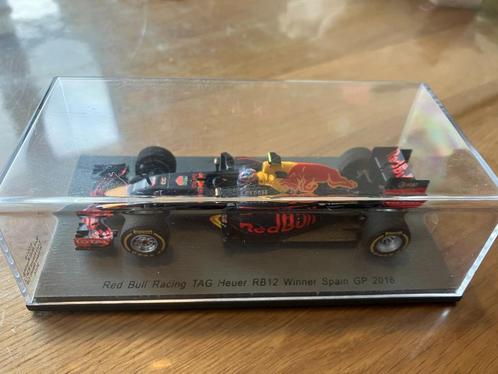 Red Bull RB12 - Max Verstappen - Spain GP 2016 Spark 1st win, Hobby en Vrije tijd, Modelauto's | 1:43, Zo goed als nieuw, Auto
