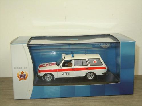 Wartburg 353 Tourist SMH Hilfe - IST Models Cars & Co - 1:43, Hobby en Vrije tijd, Modelauto's | 1:43, Zo goed als nieuw, Auto