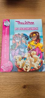 Thea Stilton - 10 De dierenkliniek, Ophalen of Verzenden, Zo goed als nieuw, Thea Stilton