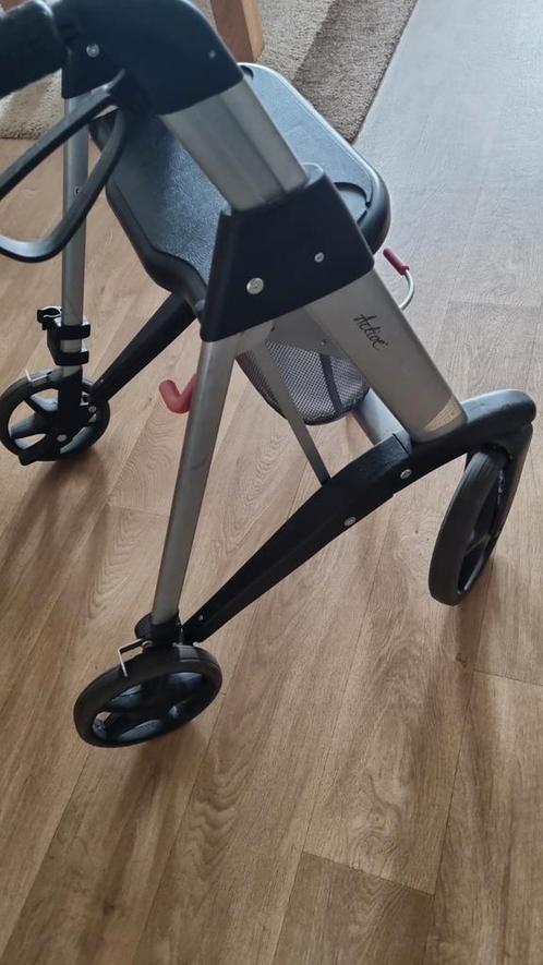 Anwb rollator. Meest gekochte model in zijn klasse nu €60., Diversen, Rollators, Zo goed als nieuw, Lichtgewicht, Ophalen