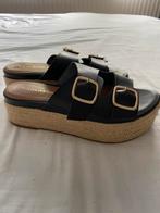 Tamaris sleehak sandalen - maat 41, Kleding | Dames, Schoenen, Ophalen of Verzenden, Zo goed als nieuw, Zwart, Sandalen of Muiltjes