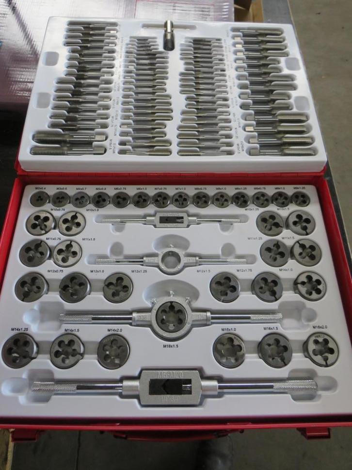 Tappenset tapset 110 delig metrisch in koffer nieuw, Doe-het-zelf en Verbouw, Gereedschap | Handgereedschap, Nieuw, Ophalen of Verzenden