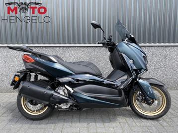 Yamaha X-MAX 300 TECH MAX (bj 2023) beschikbaar voor biedingen