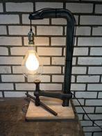 Unieke robuuste lamp, Ophalen