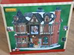 Lemax Scrooge's Manor. NIEUW IN VERPAKKING!!, Diversen, Kerst, Ophalen of Verzenden, Nieuw