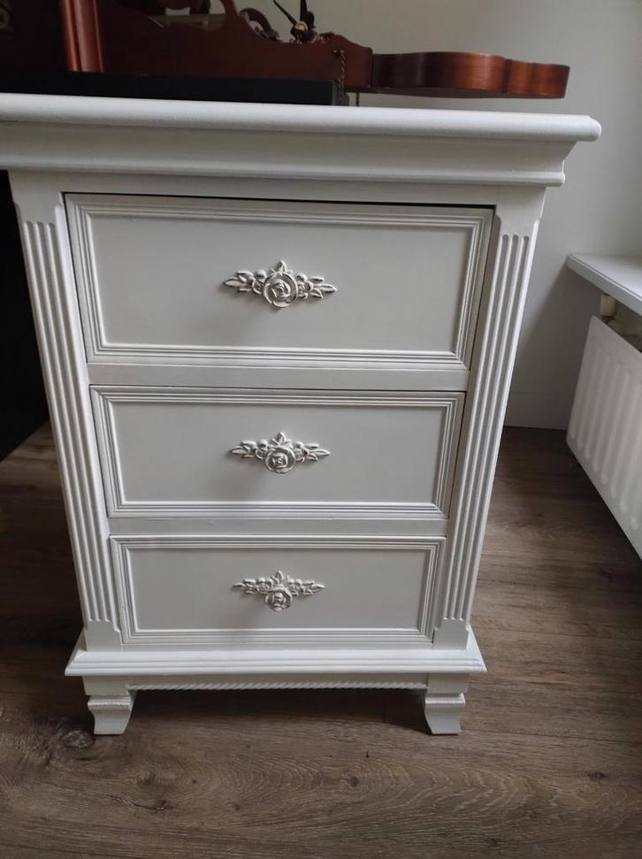Brocante Nachtkastje met Lades, Huis en Inrichting, Kasten | Dressoirs, Gebruikt, Minder dan 50 cm, 25 tot 50 cm, Met lade(s)