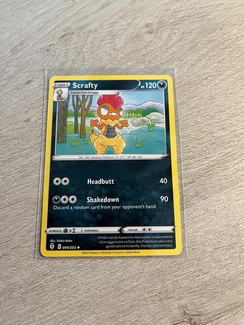 Scrafty 099/203 Evolving Skies - Pokémon Kaart, Hobby en Vrije tijd, Verzamelkaartspellen | Pokémon, Nieuw, Losse kaart, Ophalen of Verzenden