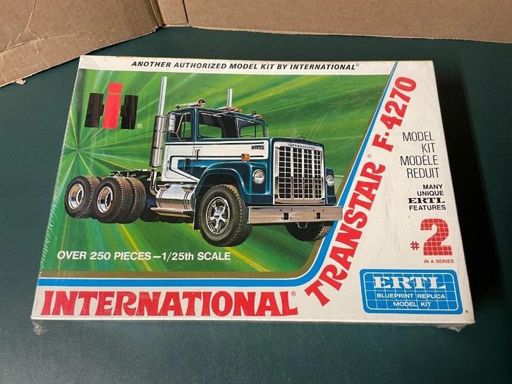 Gezocht bouwdoos Ertl  International Transtar F-4270 truck, Hobby en Vrije tijd, Modelbouw | Auto's en Voertuigen, Zo goed als nieuw