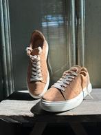 Suède sneaker merk van Dalen maat 40, Kleding | Dames, Schoenen, Ophalen of Verzenden, Zo goed als nieuw, Bruin, Sneakers of Gympen