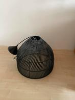 Zwarte rieten lamp, Huis en Inrichting, Lampen | Hanglampen, Ophalen, Gebruikt, Minder dan 50 cm