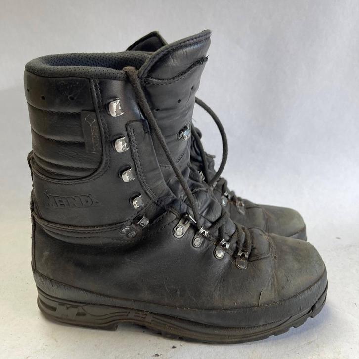 Meindl 3540-01 Bergschoenen Combat Boots Zwart Maat 42, Sport en Fitness, Bergsport en Wandelen, Gebruikt, Schoenen, Ophalen of Verzenden