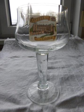 40 speciaal bier glazen beschikbaar voor biedingen
