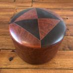 Prachtige vintage poef, vintage retro design, Huis en Inrichting, Banken | Voetenbanken en Poefen, Minder dan 50 cm, Rond, Ophalen of Verzenden