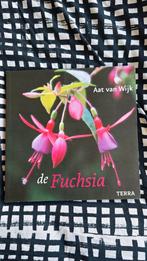 De Fuchsia - Boek over Fuchsia's, Ophalen of Verzenden, Gelezen, Aat van Wijk, Tuinieren en Tuinplanten