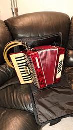 t.k. accordeon 32 bas, Met riemen, 32-bas, Toetsaccordeon, Zo goed als nieuw