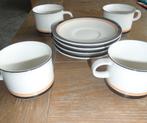 4x koffie kop en schotel, vintage, Huis en Inrichting, Keuken | Servies, Gebruikt, Ophalen of Verzenden, Overige stijlen, Kop(pen) en/of Schotel(s)