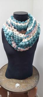 Feestelijke omslagdoek stola sjaal gehaakt met glans, Kleding | Dames, Mutsen, Sjaals en Handschoenen, Handgemaakt, Ophalen of Verzenden