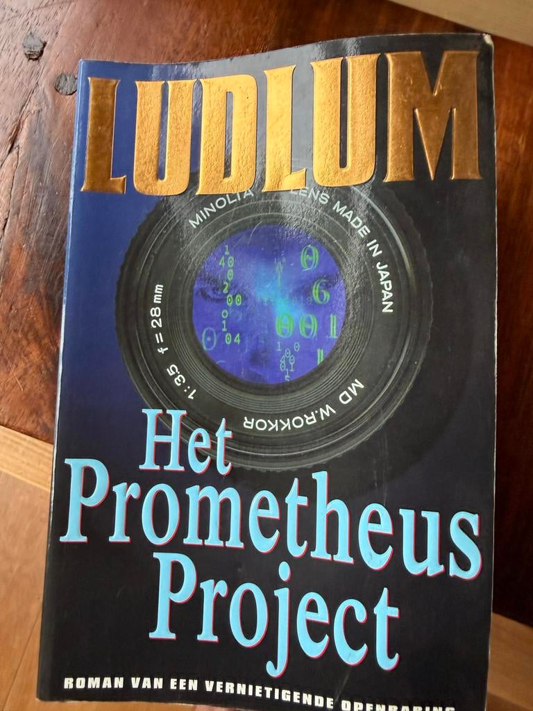 Ludlum boeken, 2e hands, gelezen, Ophalen of Verzenden, Gelezen, Nederland