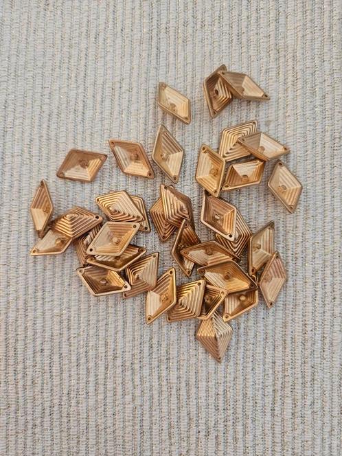 Studs! Goudkleurig, Hobby en Vrije tijd, Naaien en Fournituren, Nieuw, Overige typen, Ophalen of Verzenden