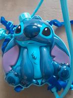 Stitch  waterspe enl rugtas, Verzamelen, Disney, Ophalen of Verzenden, Overige figuren, Zo goed als nieuw, Beeldje of Figuurtje