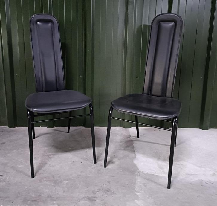 Set zwart leren stoelen, Huis en Inrichting, Stoelen, Gebruikt, Twee, Leer, Metaal, Zwart, Ophalen