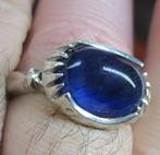Saffier 11 karaat %100 natuurlijk zilver ring circa 1980, Sieraden, Tassen en Uiterlijk, Ringen, Ophalen, Blauw, 19 tot 20, Zo goed als nieuw