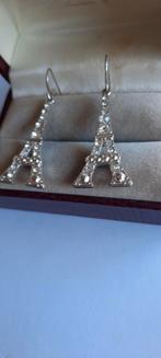Vintage oorbellen, Eifeltoren Paris,kristal en markasietjes, Sieraden, Tassen en Uiterlijk, Oorbellen, Ophalen of Verzenden, Zo goed als nieuw