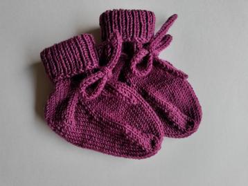 Nieuwe babysokjes 100% merinowol, verschillende kleuren. beschikbaar voor biedingen