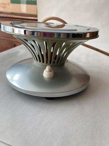Vintage electrisch theelichtje beschikbaar voor biedingen