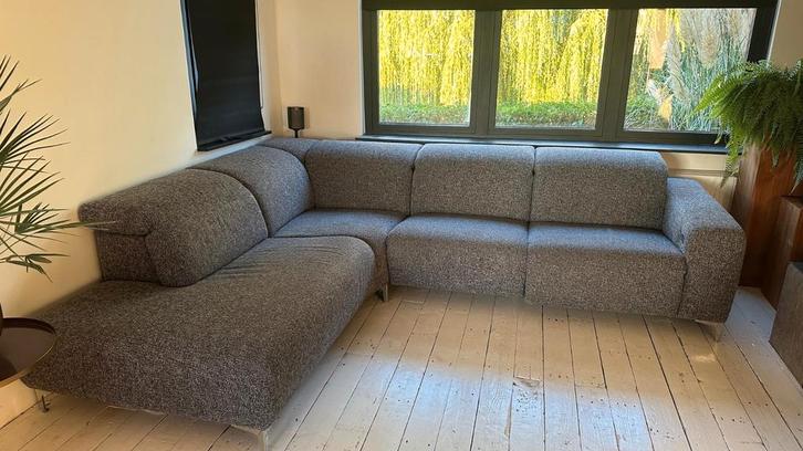 Montèl Moved Lodge hoekbank- elektrisch verstelbaar, Huis en Inrichting, Banken | Complete zithoeken, Zo goed als nieuw, Stof