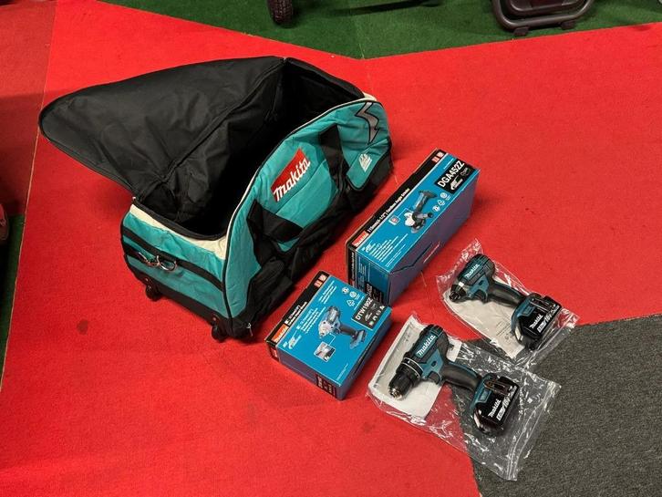 Makita tas | Gevuld | Gereedschap | 5Ah | NIEUW!, Doe-het-zelf en Verbouw, Gereedschap | Handgereedschap, Nieuw, Ophalen of Verzenden