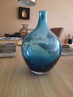 Vintage blue vase  bubble form, Huis en Inrichting, Woonaccessoires | Vazen, Gebruikt, Blauw, Ophalen of Verzenden, Glas