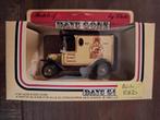 Modelauto - Lledo, Days Gone - DG06006 - Model T Ford Van, Ophalen of Verzenden, Zo goed als nieuw