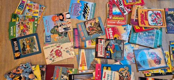 Zo'n 100 stripboeken van alles wat, Boeken, Stripboeken, Gelezen, Meerdere stripboeken, Ophalen of Verzenden