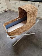 Rotan babywieg op standaard, Kinderen en Baby's, Babywiegjes en Ledikanten, Ophalen