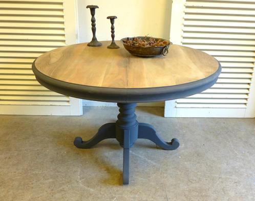 Mooie grijze ronde uitschuifbare eettafel, Huis en Inrichting, Tafels | Eettafels, Zo goed als nieuw, 100 tot 150 cm, 150 tot 200 cm