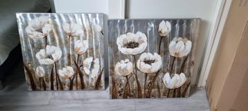 2 schilderijen bloemen  beschikbaar voor biedingen