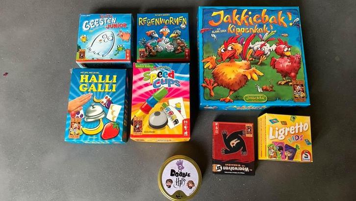 Spelletjes regenwormen speedcups weerwolven te koop, Hobby en Vrije tijd, Gezelschapsspellen | Kaartspellen, Zo goed als nieuw