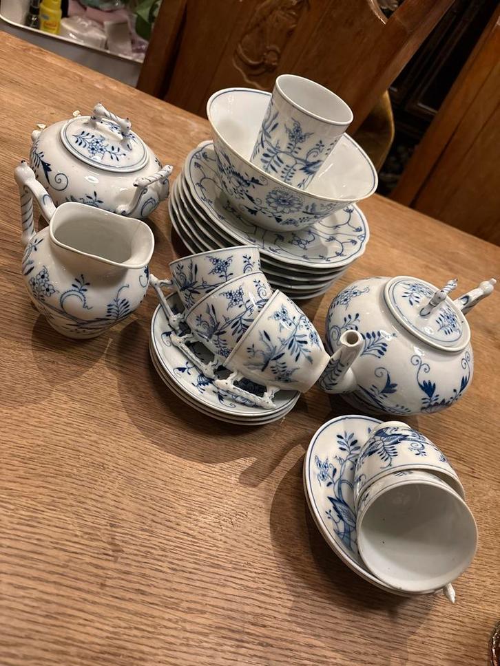 Oud Petrus Regout Servies - Beschadigd & Gerestaureerd, Antiek en Kunst, Antiek | Servies compleet, Ophalen of Verzenden