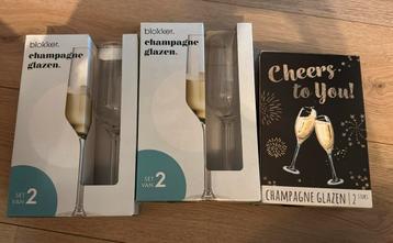 6x champagneglazen beschikbaar voor biedingen