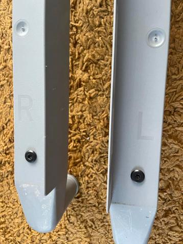 Poten voor Ikea Effektiv kast - afbeelding 2