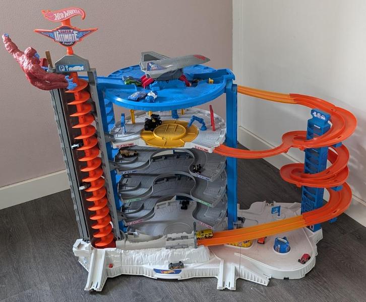 Hot Wheels City Super Ultieme Garage 80% KORTING, Kinderen en Baby's, Speelgoed | Racebanen, Gebruikt, Elektrisch, Hot Wheels
